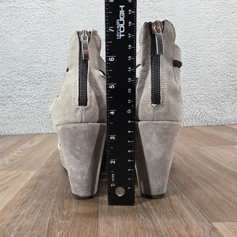 CORDANI Gray Suede Strappy Platform‎ Wedge Heels Sandals Shoes Italy Size 39
